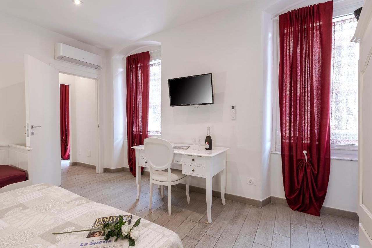 Il Poeta E La Stella Apartamento La Spezia Exterior foto